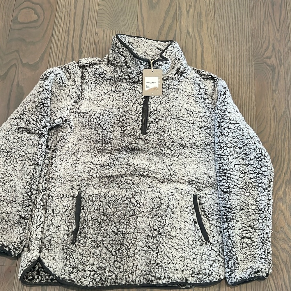 Thread & Supply pike fleece cozy sweatshirt